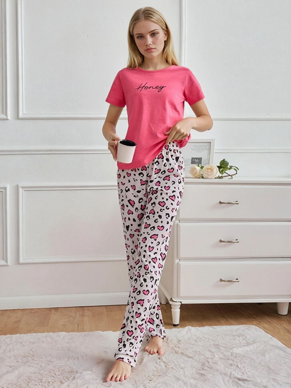 Honey Baskılı Pembe Kısa Kollu Pijama Takımı-1