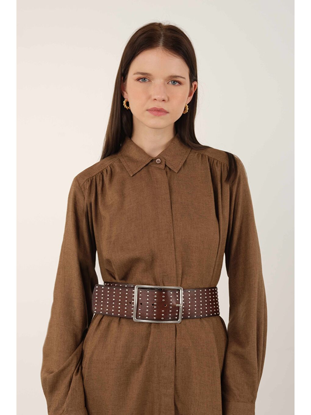 Kahverengi Uzun Keten Gömlek Fındık-2