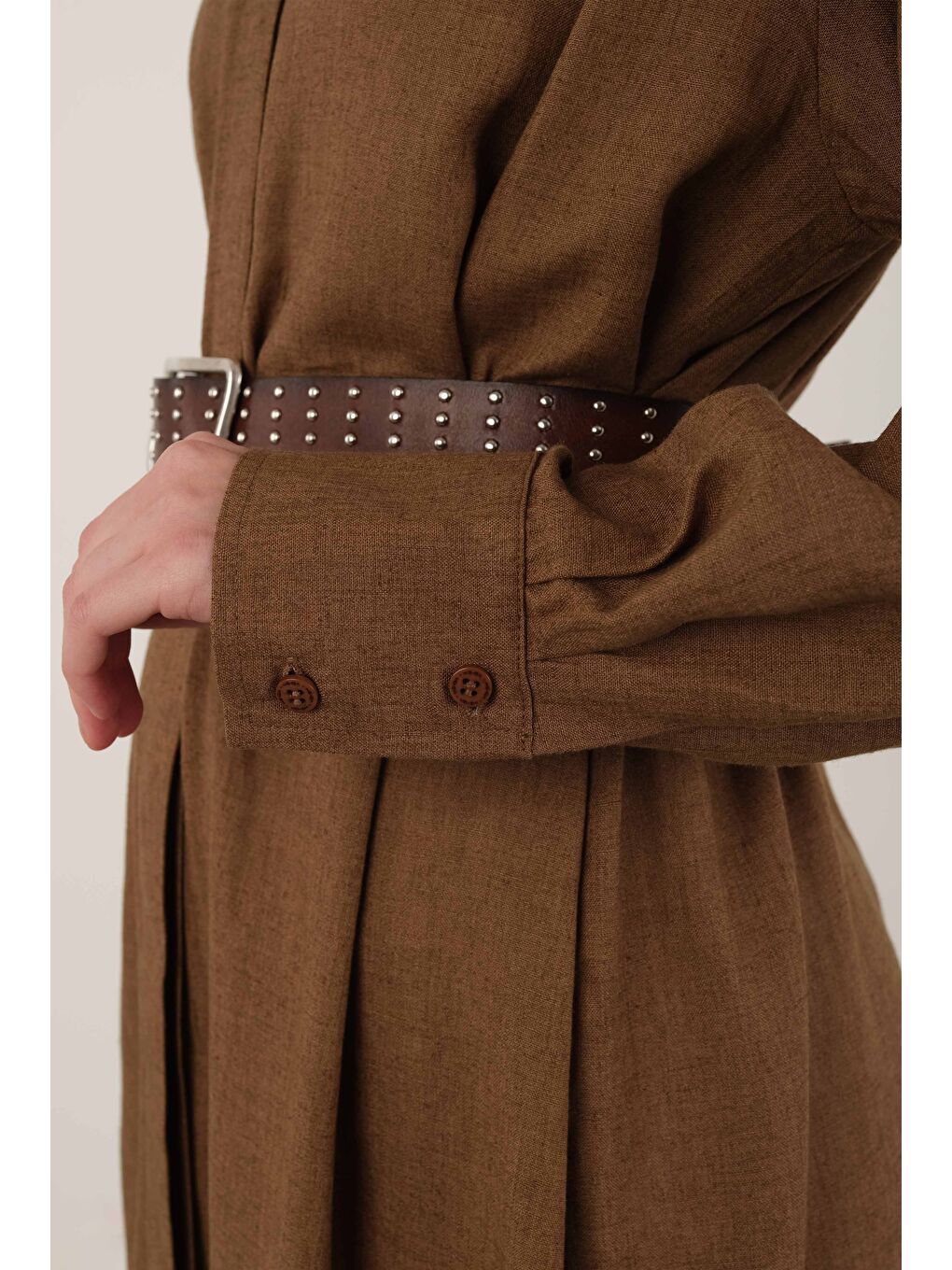 Kahverengi Uzun Keten Gömlek Fındık-3