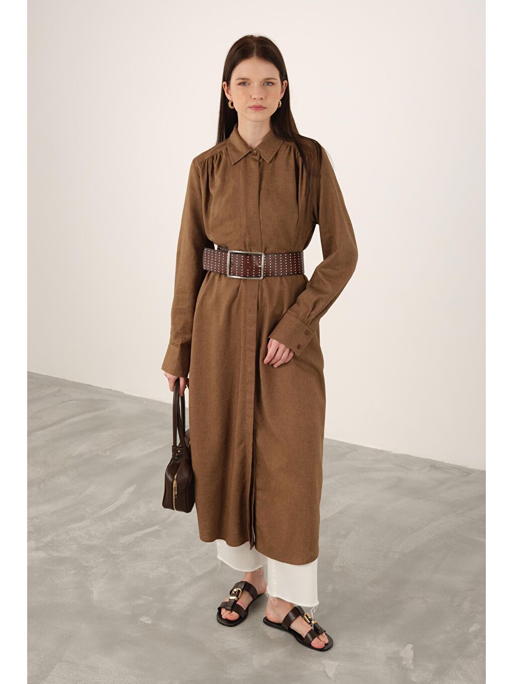 Kahverengi Uzun Keten Gömlek Fındık-4