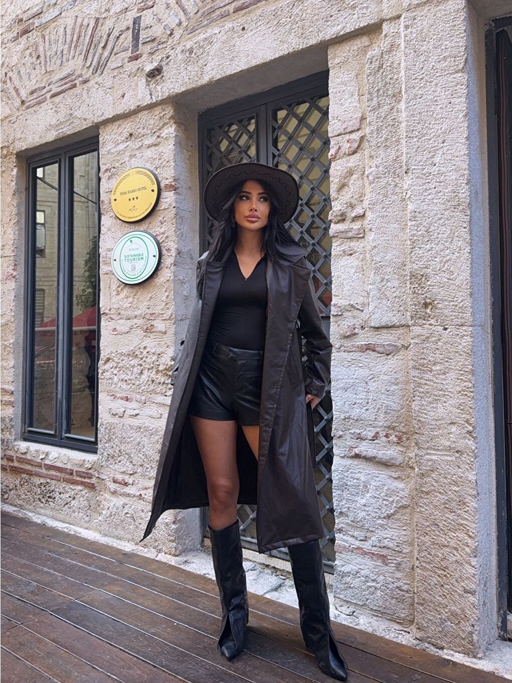 Kahverengi Kuşaklı Uzun Kahve Deri Pardösü-2