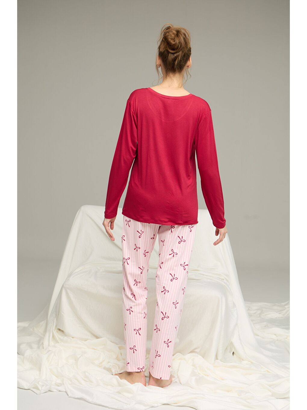 Kırmızı Vişne Kurdele Desenli Pamuklu Bisiklet Yaka Örme Pijama Takım25241136-1