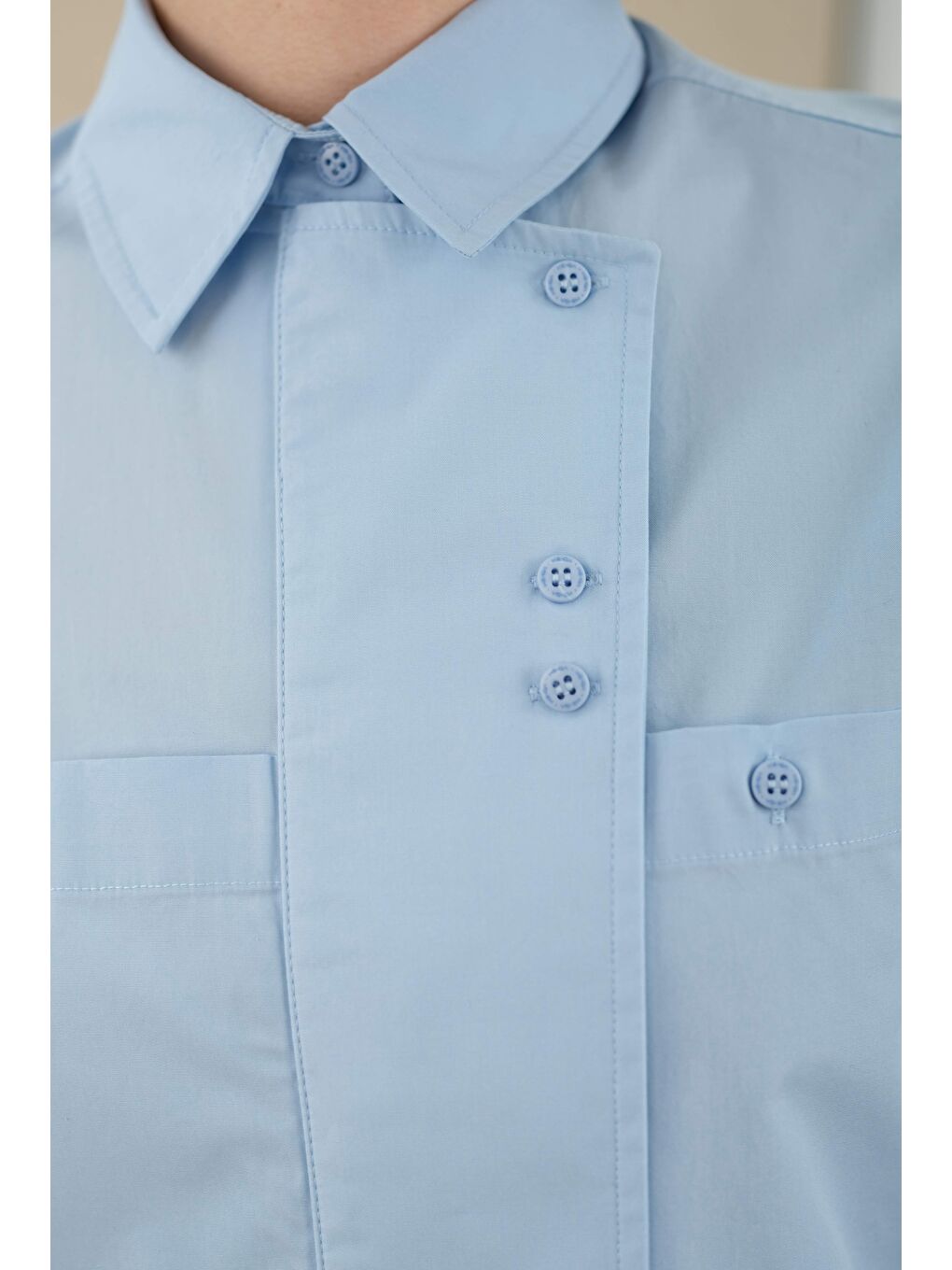 Asimetrik Patlı Gömlek Açık Mavi-2