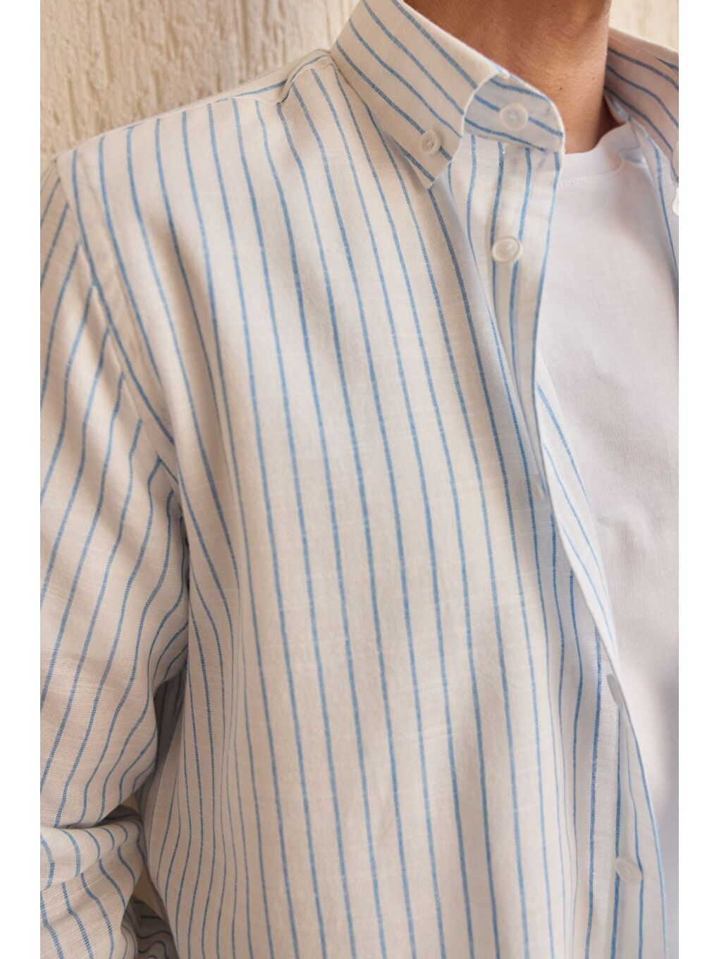 Mavi Onan Erkek Klasik Gömlek Modern Slim Fit Keten Görünümlü İnce Çizgili Desen-3