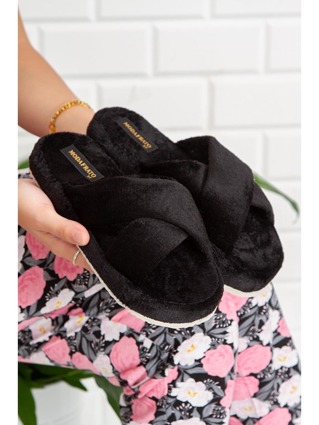 Siyah SMT-02 Çapraz Kadın Ev Terliği Kışlık Yünlü Terlik-4