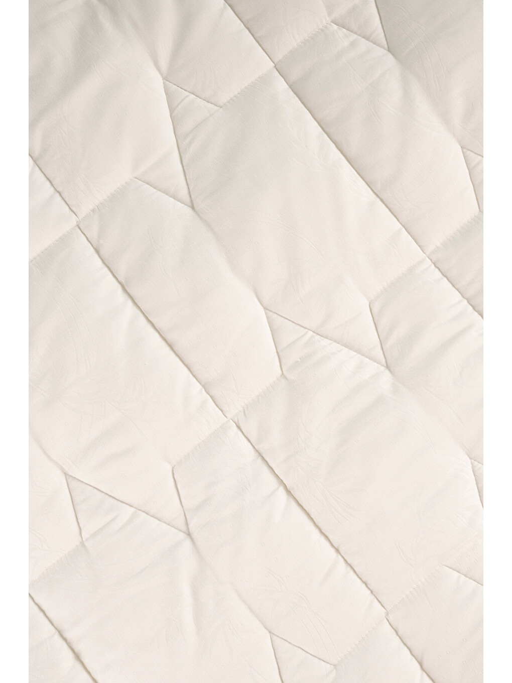 Beyaz Elegante Bambuda Bambu Çift Kişilik Yorgan 195x215 cm-4