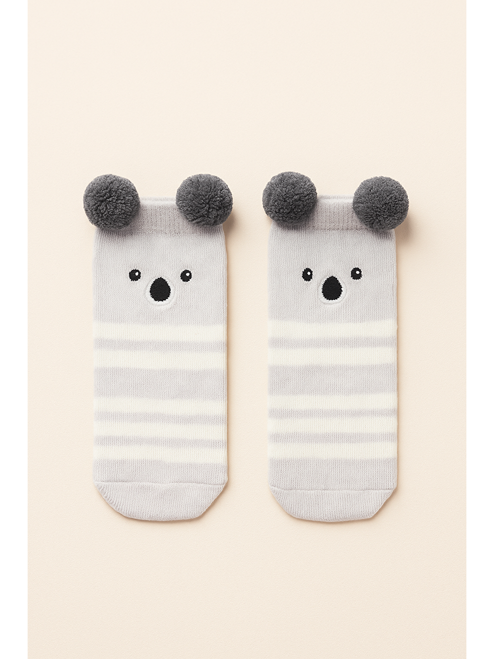 Bebek Ponpon Aksesuarlı Sevimli Koala Desenli Soket Çorap Gri