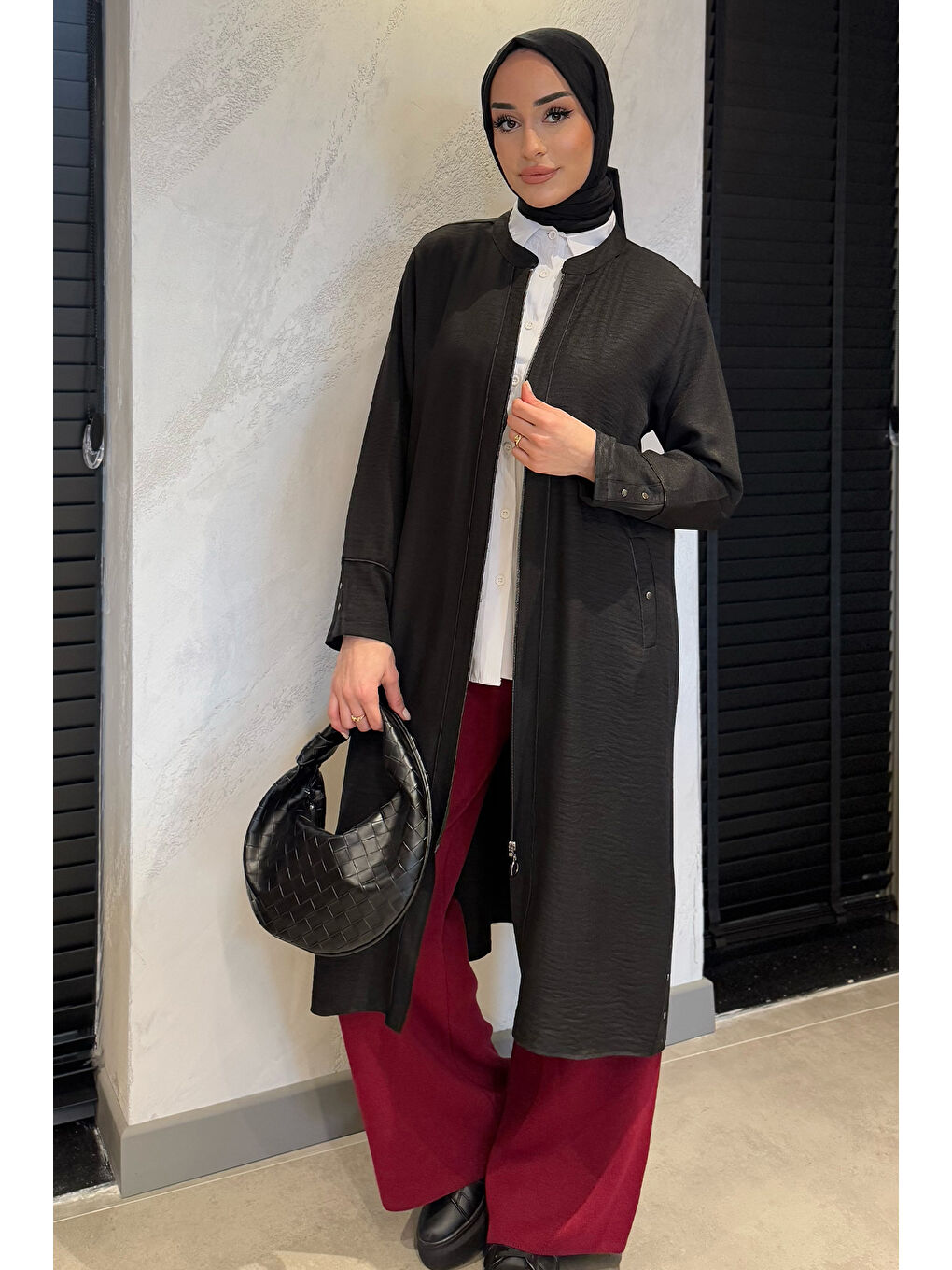 Siyah Büyük Beden Ön Fermuarlı Keten Tesettür Kap-3