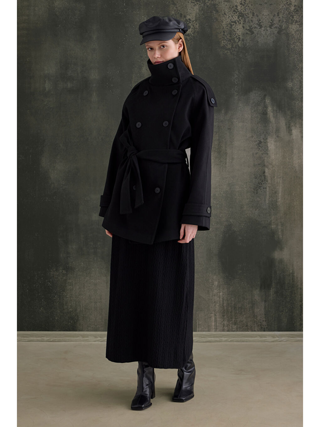 Dik Yaka Kaban Siyah