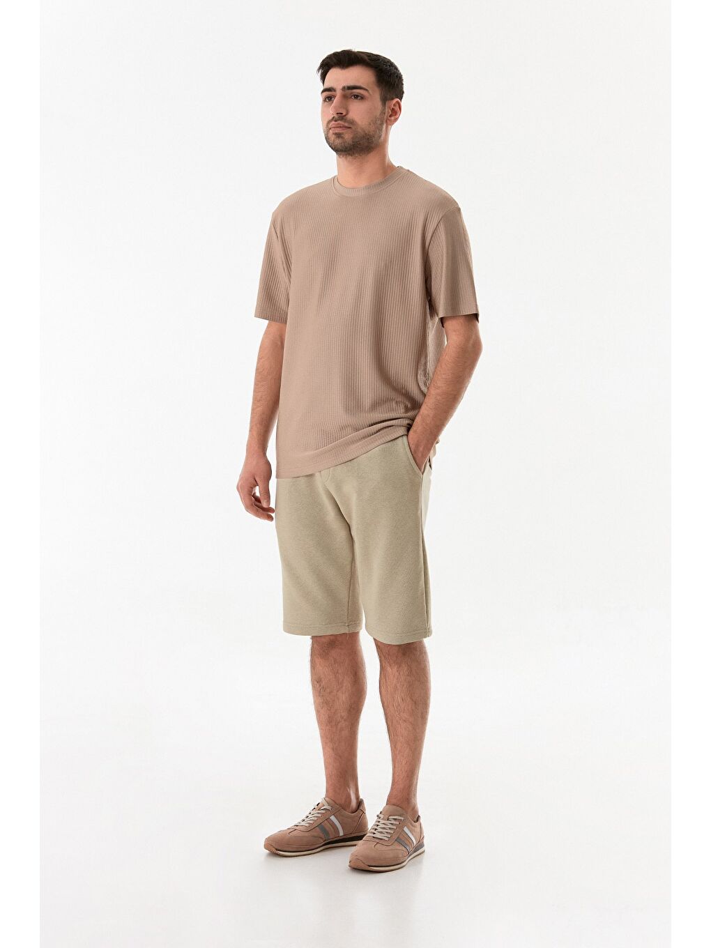 Haki Beli Bağlamalı Cepli Şort-1