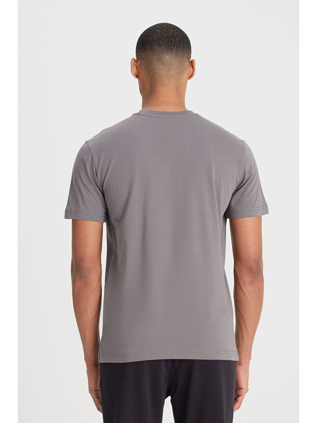 Regular Fit Normal Kesim Bisiklet Yaka %100 Pamuk Antrasit Tişört-4