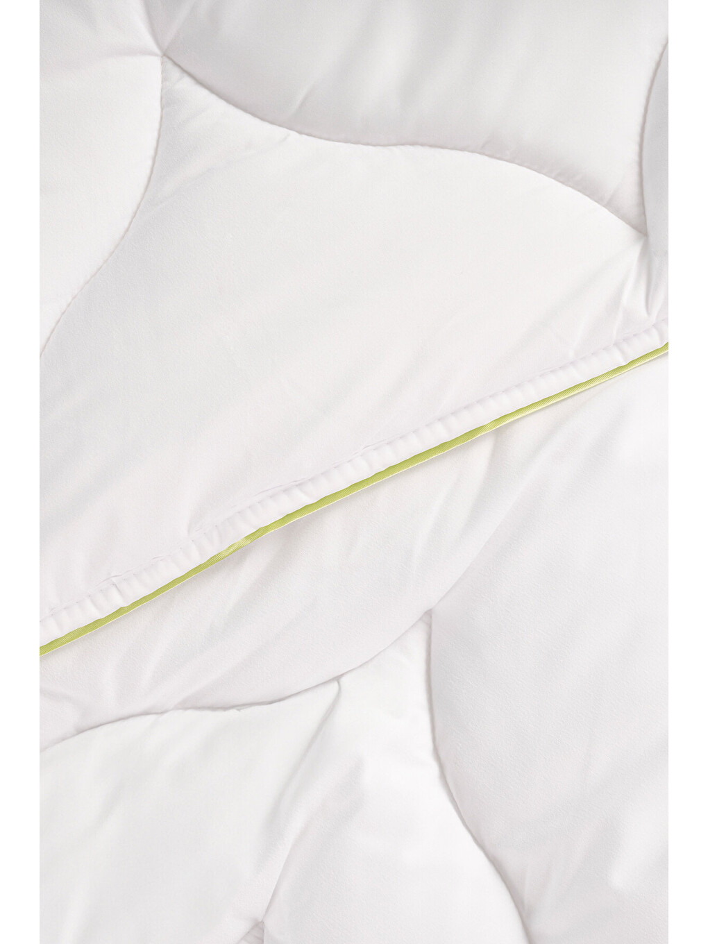 Beyaz Lovera Aloeveralı Yorgan 195x215cm-5