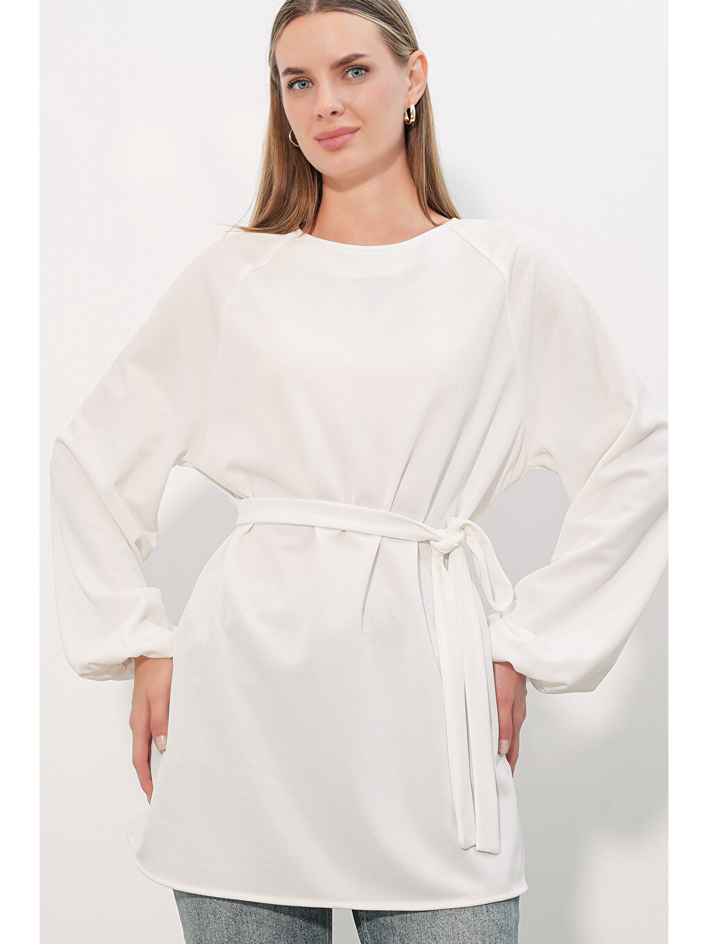 Kadın Çizgili Bağcıklı Oversize Tunik 50009 - Beyaz-2