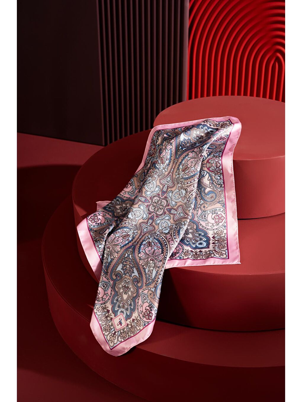 Pembe Kadın Etnik Desenli 55*55 cm Bandana & Fular