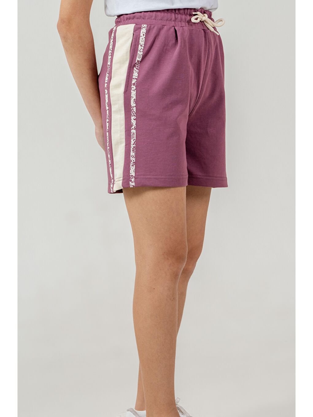 Pembe Girl Team Baskılı Yanlar Garnili Kız Çocuk Şort-2