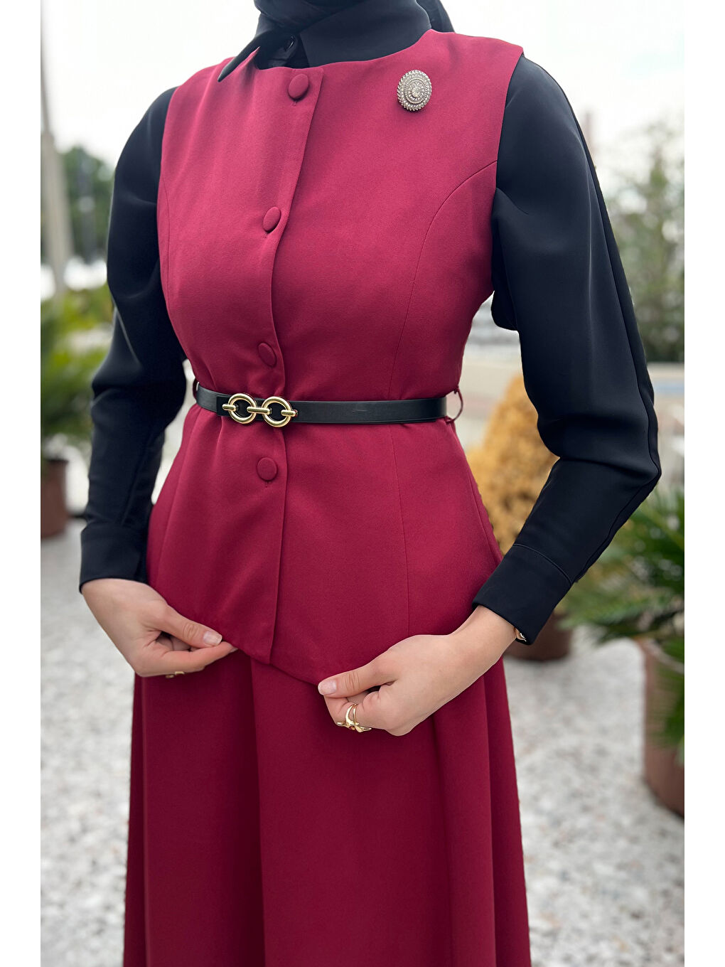 Bordo Kadın Kemer Ve Broş Detaylı Yelek Etek Tesettür İkili Takım-7
