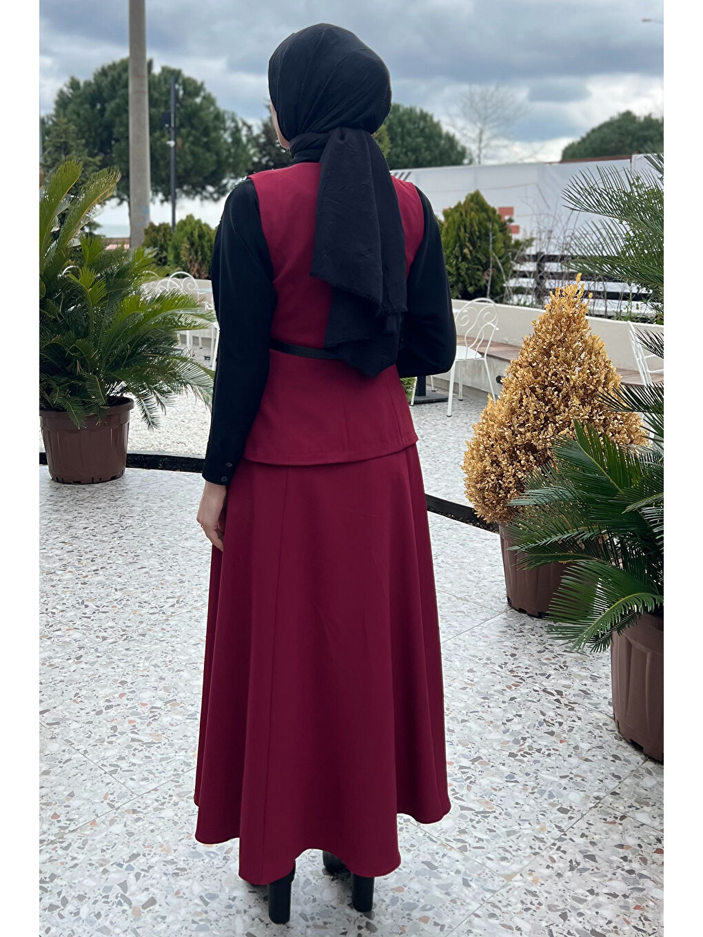 Bordo Kadın Kemer Ve Broş Detaylı Yelek Etek Tesettür İkili Takım-8