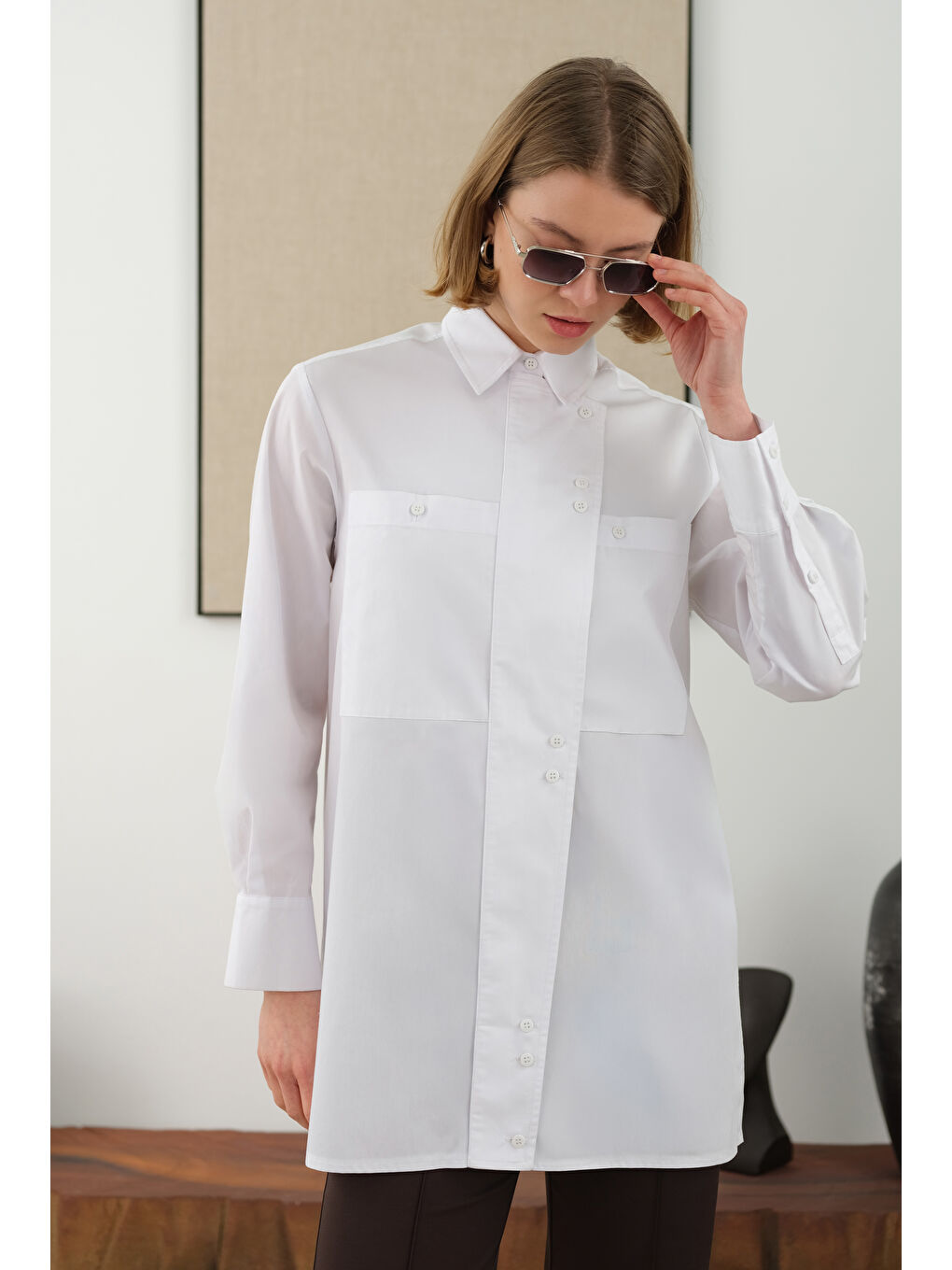 Asimetrik Patlı Gömlek Beyaz-3