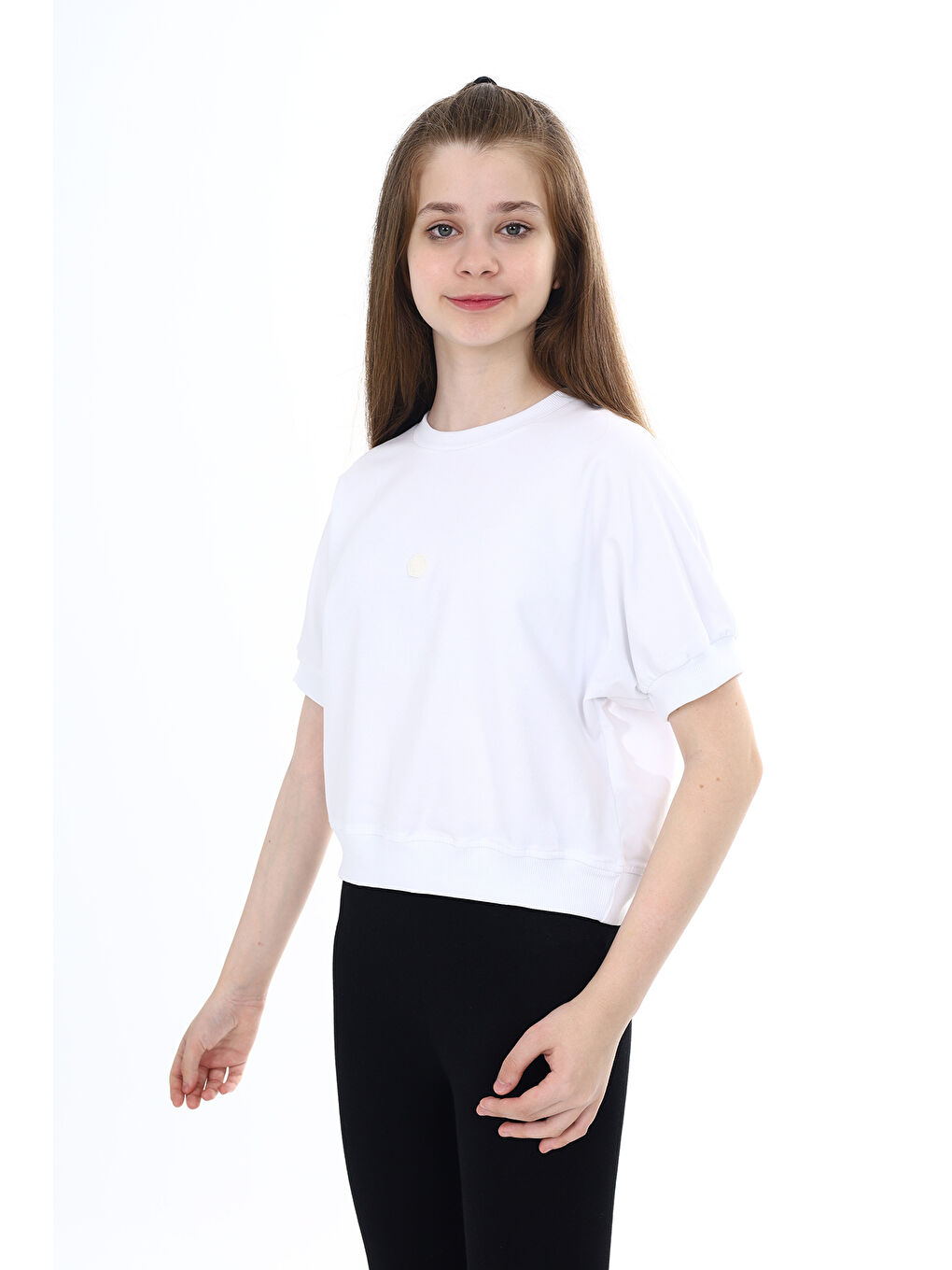 Beyaz Kız Çocuk Armalı Tişört-1