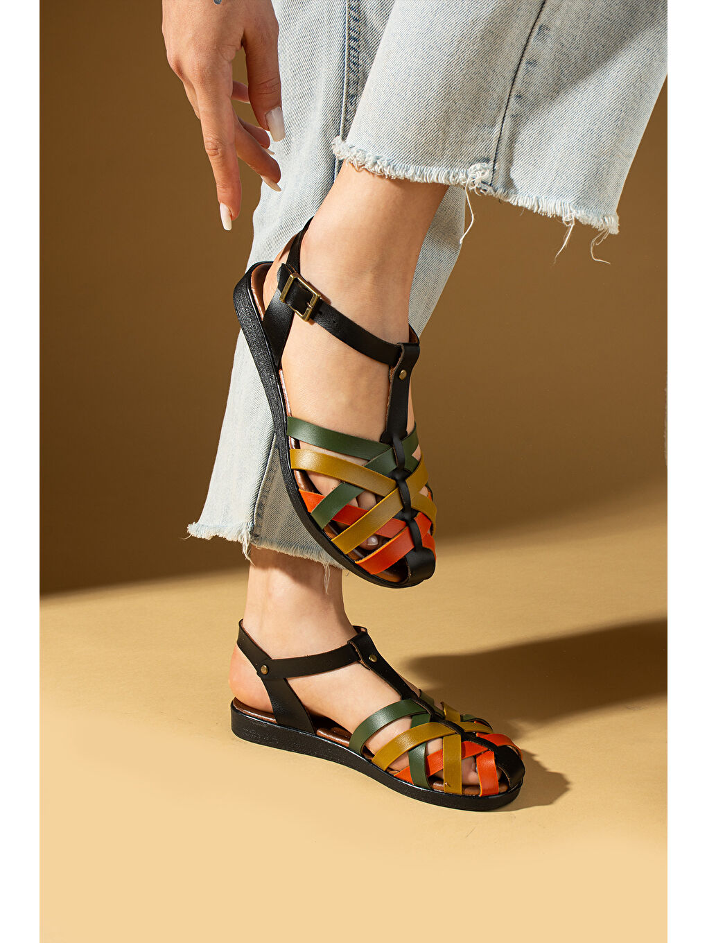 Siyah Comfort Taban Tokalı Kadın Sandalet 51-825-24Yeşil-2