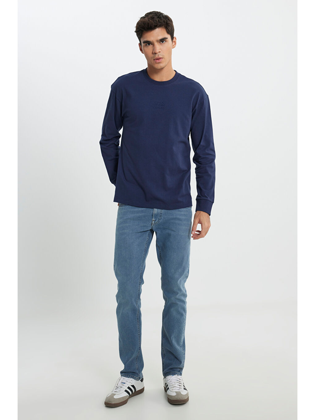 Loose Fit Rahat Kesim Bisiklet Yaka %100 Pamuk Lacivert Uzun Kollu Tişört-2