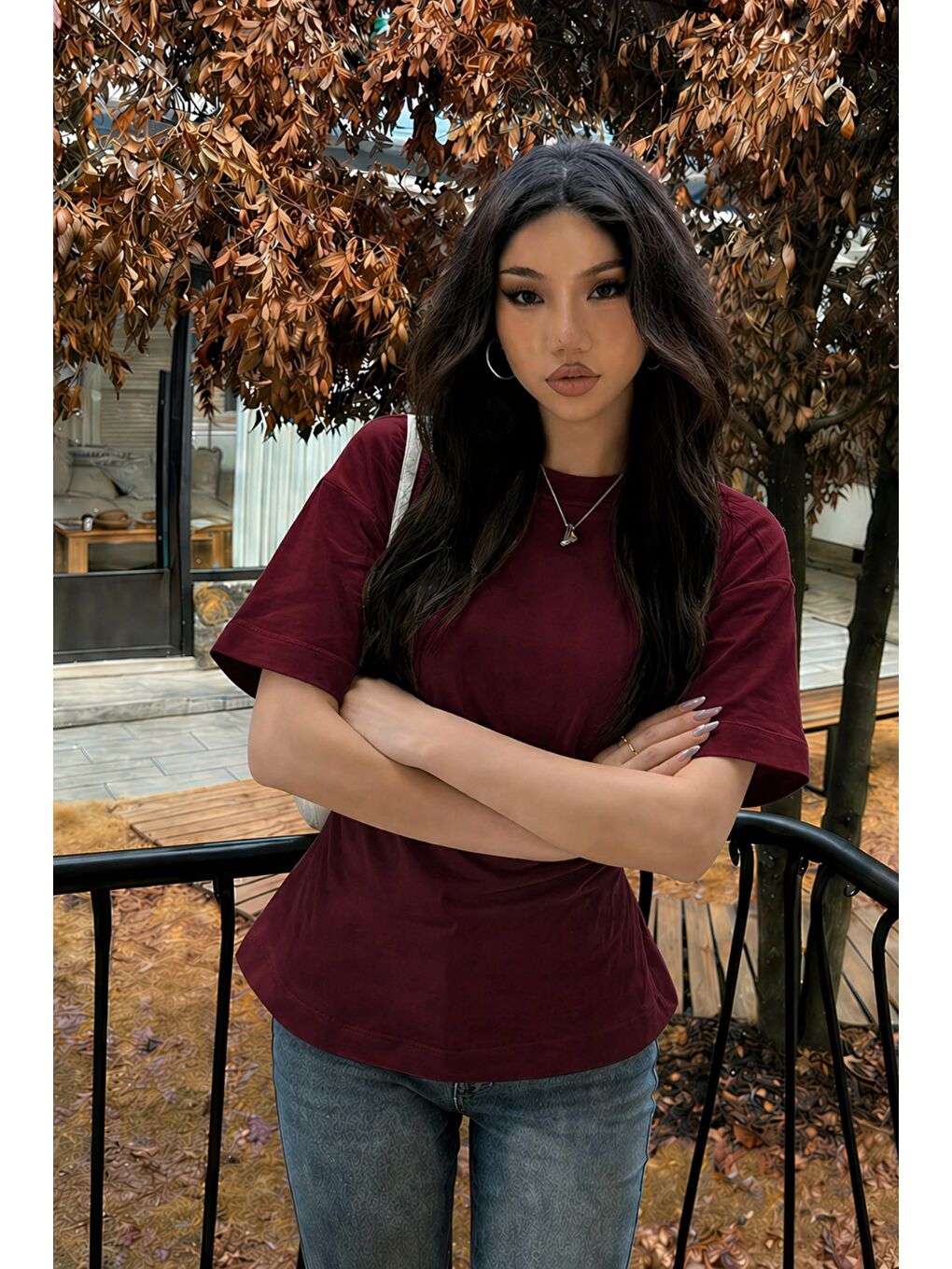 Bordo Kadın Bağcıklı Basic Tişört – Belden Oturtmalı ve Modern Tasarım-3