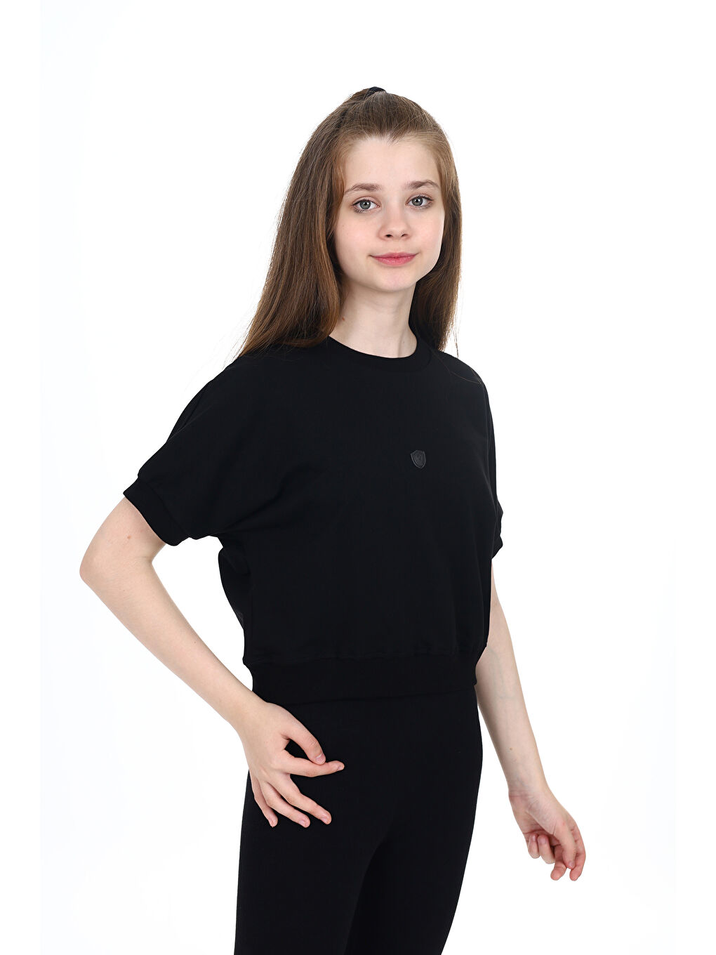 Siyah Kız Çocuk Armalı Tişört-2