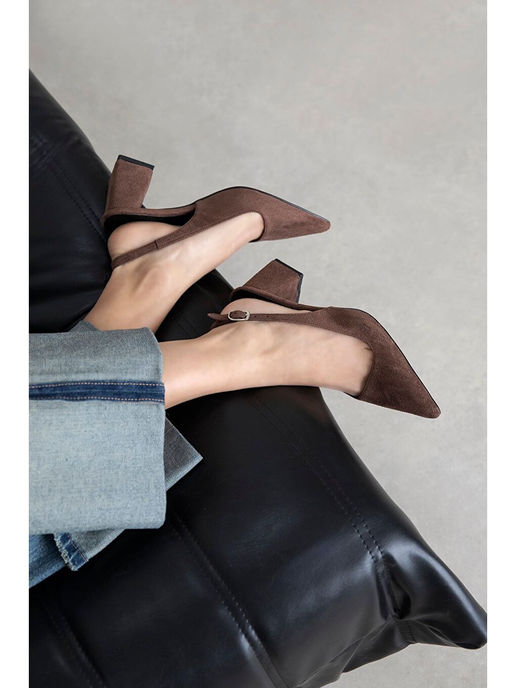 Kahverengi Stefan Kadın Süet Topuklu Ayakkabı Kahve-1