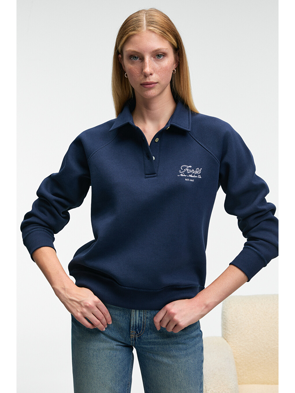 Camırel Kadın Polo Yaka Düğmeli Nakış Detaylı Reglan Kol Comfort Fit Lacivert Sweatshirt