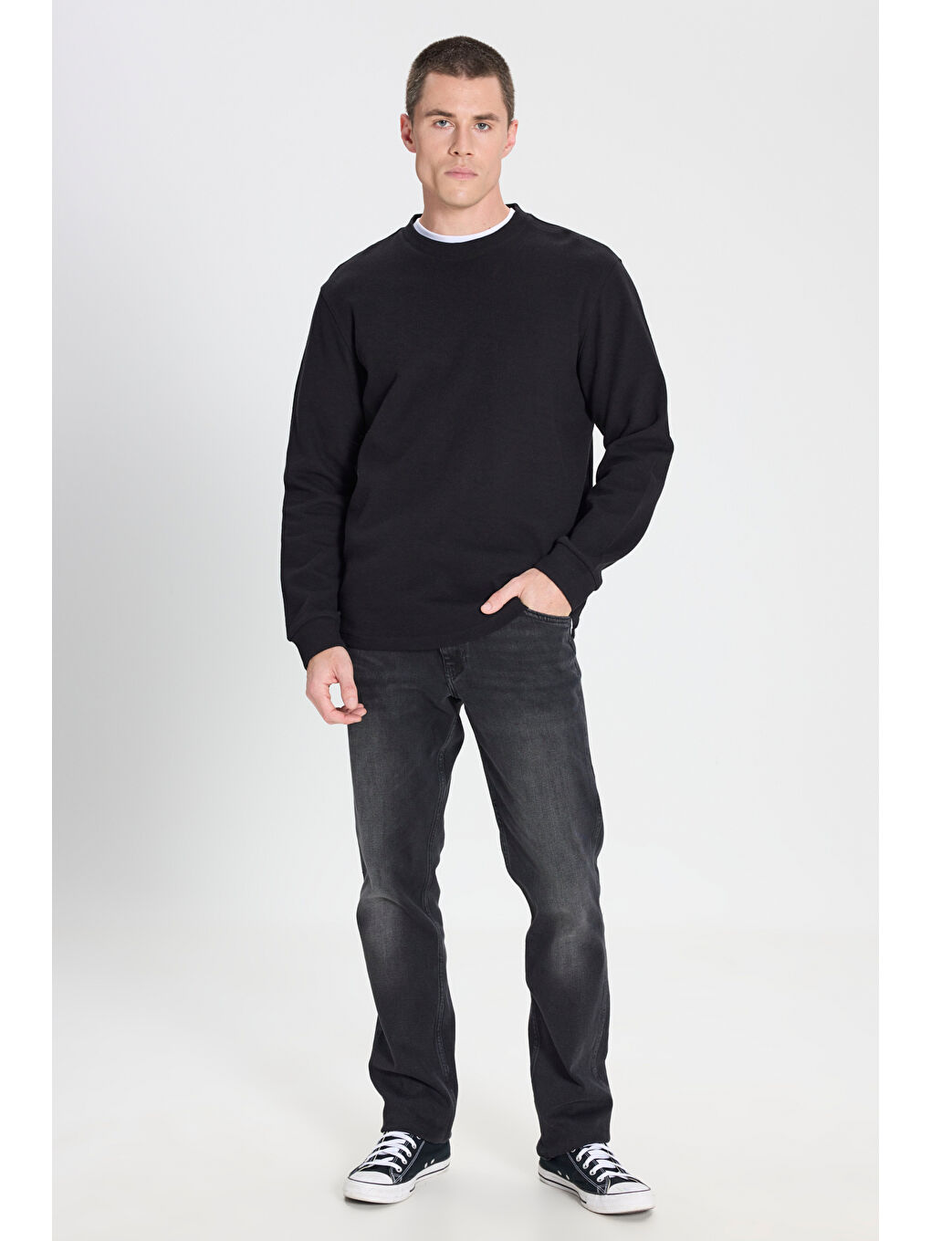 Regular Fit Normal Kesim Bisiklet Yaka Siyah Tişört-2