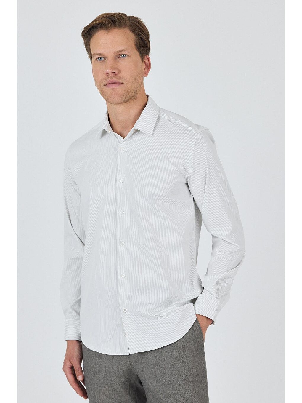 Beyaz Sert Yaka Cepsiz Gabardin Uzun Kol Slim Fit Esnek Gömlek 1004250231-2