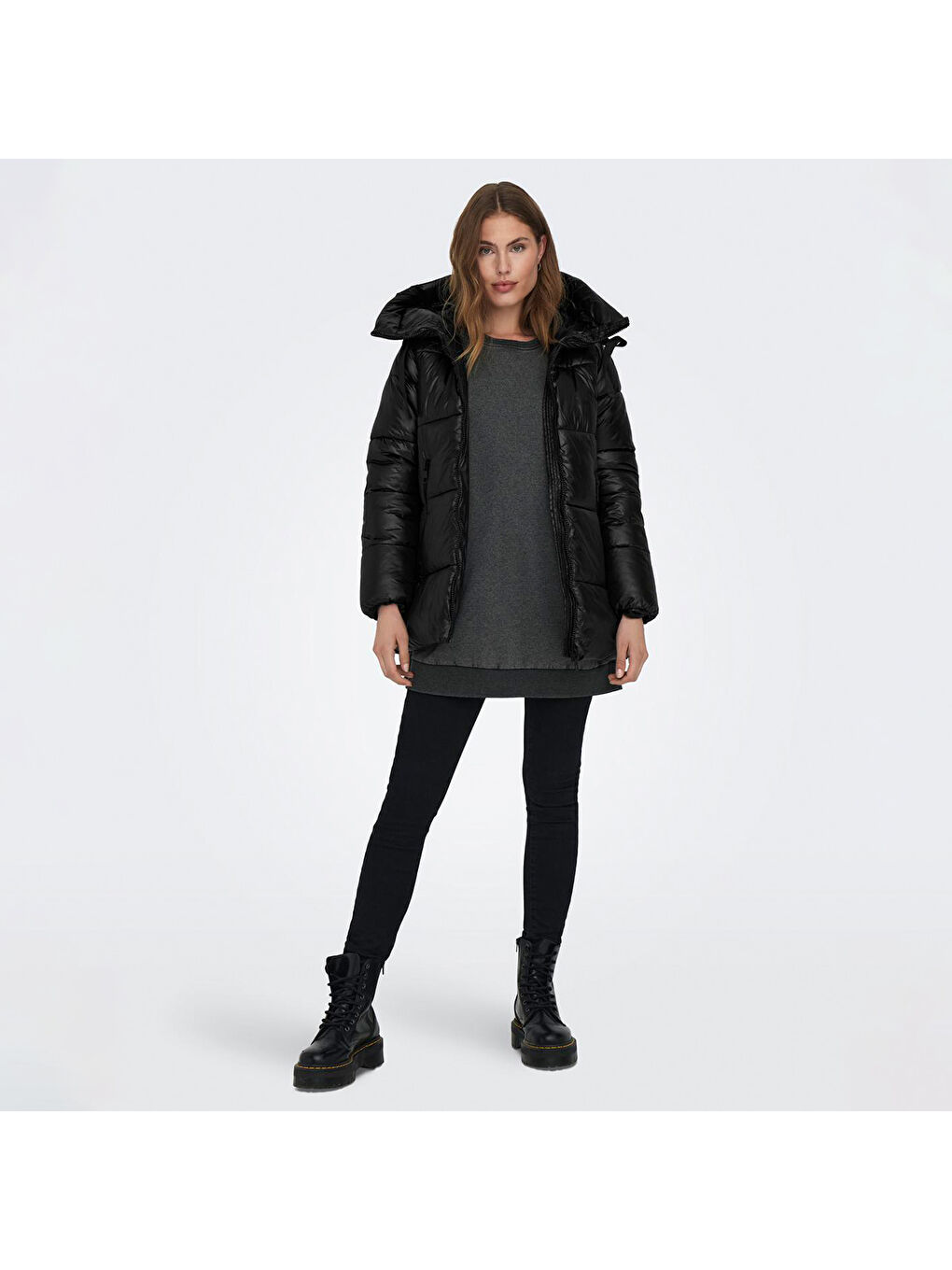 New Scarlett Hood Puffer Kadın Siyah Kapüşonlu Mont-2