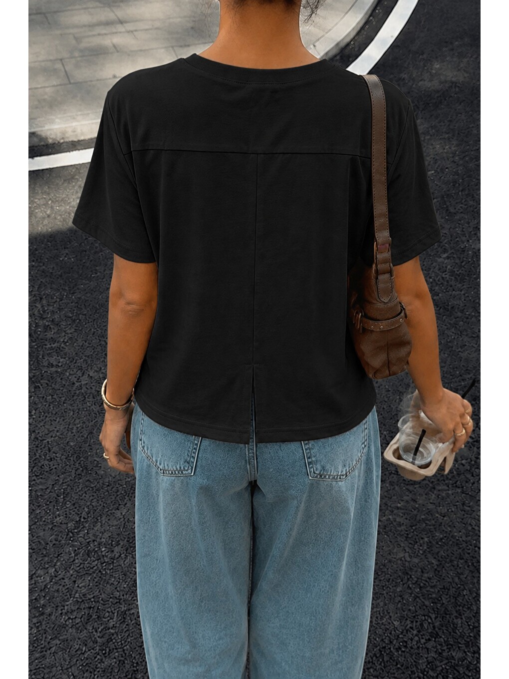 Siyah Kadın %100 Pamuk Sırt Detaylı Süprem Bisiklet Yaka T-shirt-1