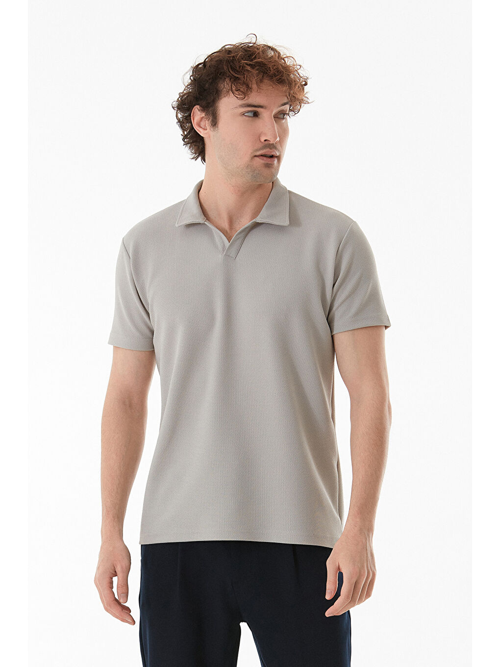 Gri Waffle Kumaş Polo Yaka Tişört-1