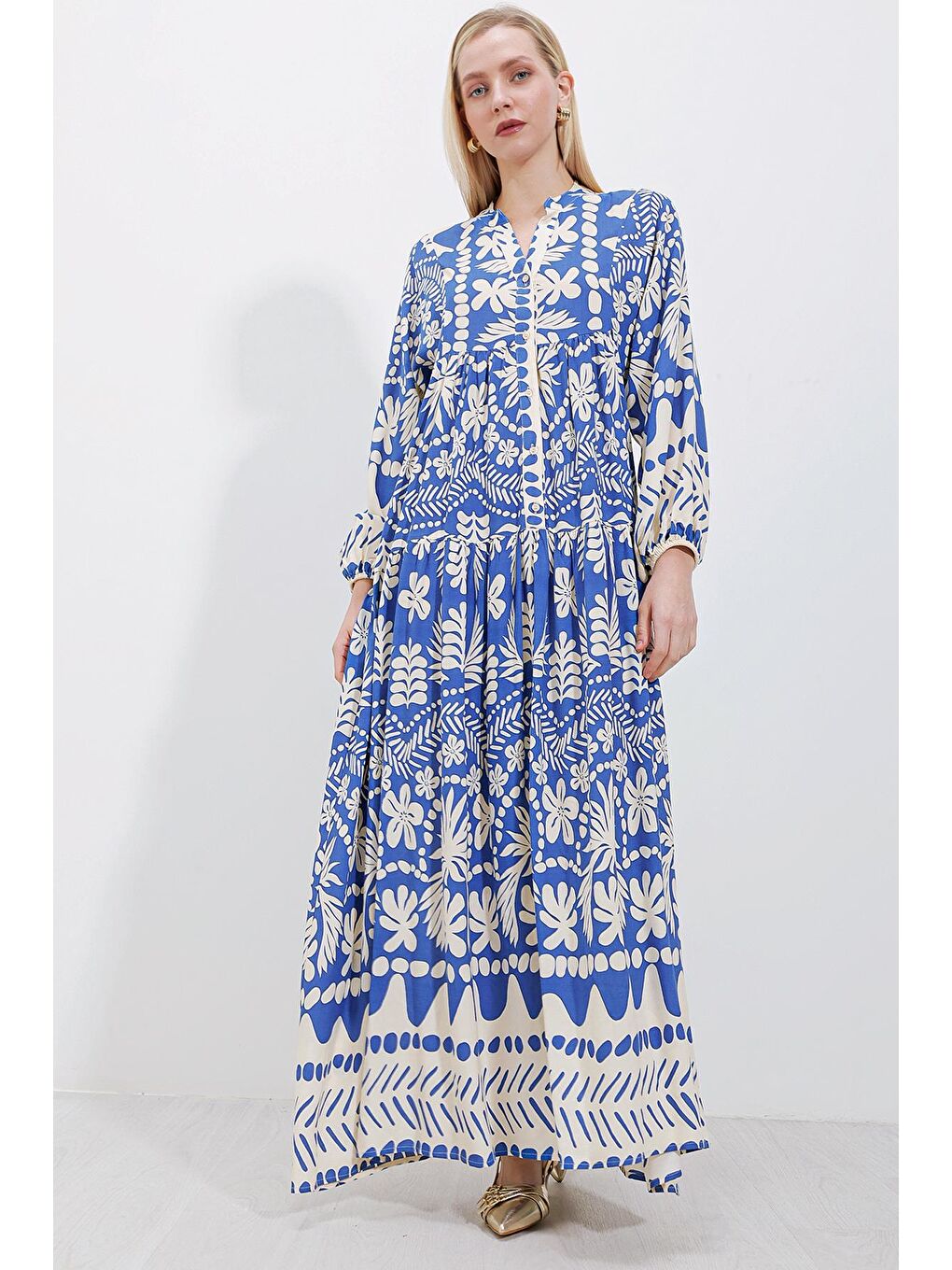 Mavi 2423 Otantik Desenli Tesettür Elbise - C.Saks-1