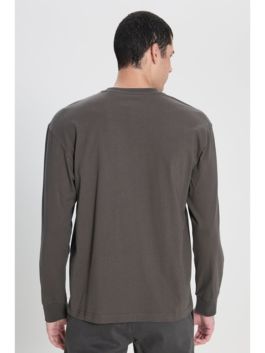 Loose Fit Rahat Kesim Bisiklet Yaka %100 Pamuk Antrasit Uzun Kollu Tişört-5