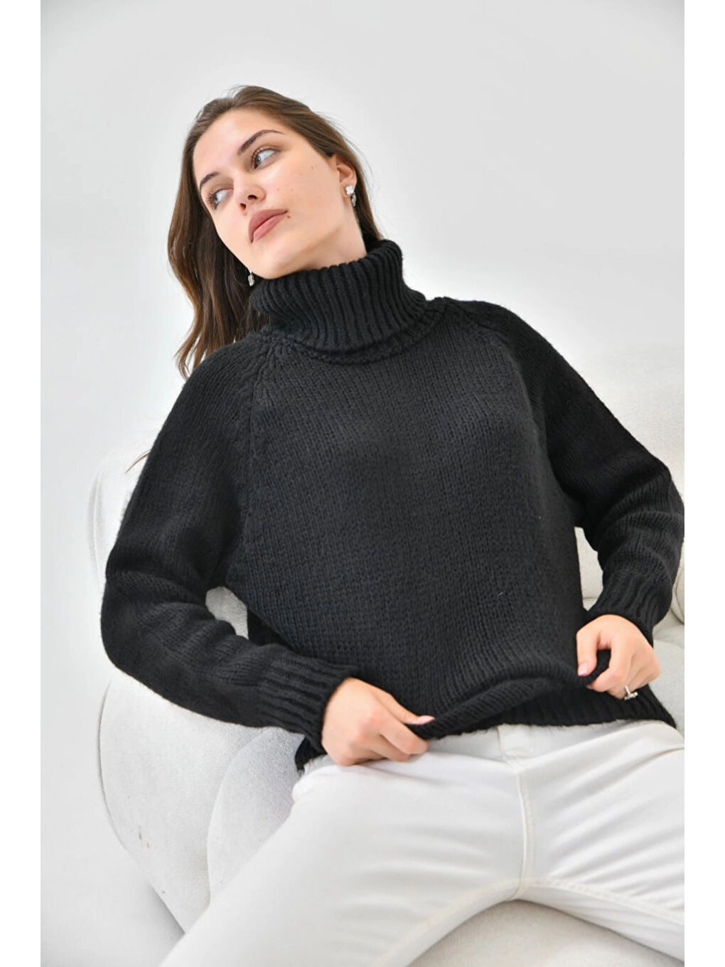 Siyah Balıkçı Yaka Oversize Triko Kazak-1