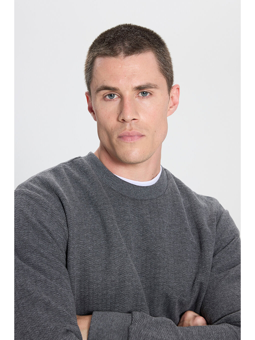 Regular Fit Normal Kesim Bisiklet Yaka Antrasit Sweatshirt-3