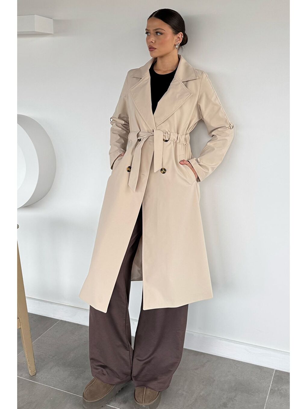 Bej Bel Büzgülü Kuşaklı Kadın Trençkot-1