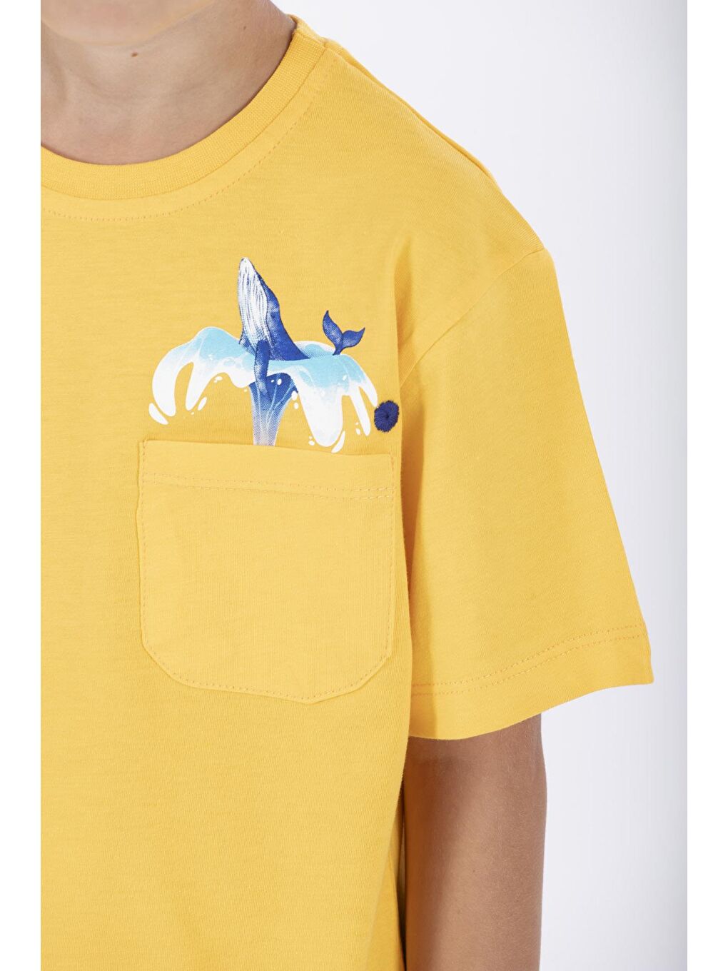 Sarı Bisiklet Yaka Balina Baskılı Erkek Çocuk Tişört-4