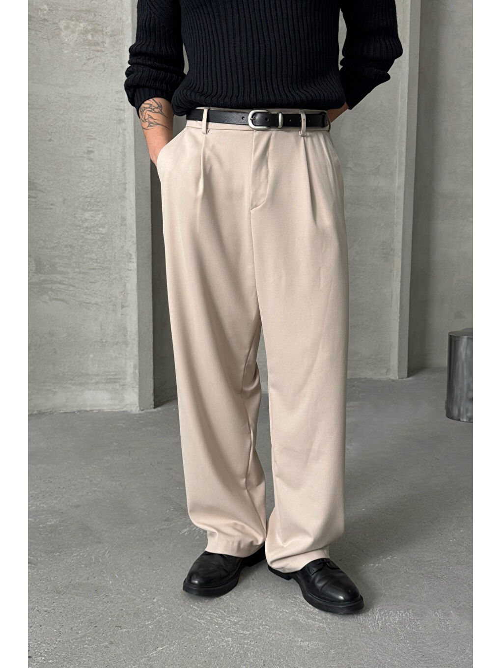 Ekru Erkek Pileli Ekstra Baggy Kalıp Kumaş Pantolon-1