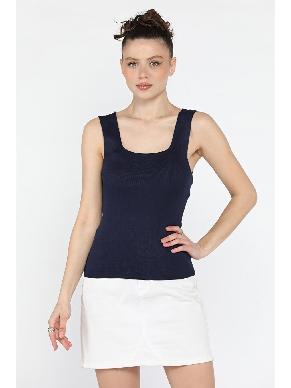 Lacivert Kadın Kare Yaka Kalın Askılı Elastanlı Triko Bluz