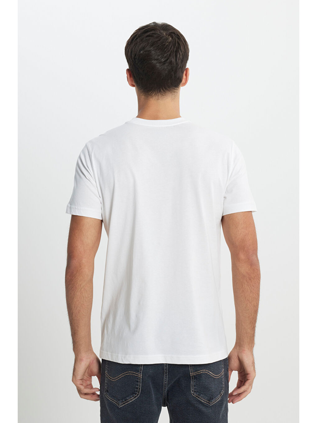 Regular Fit Normal Kesim Bisiklet Yaka %100 Pamuk Beyaz Tişört-4