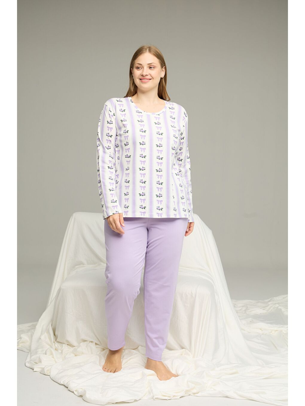Lila Desenli Curve Büyük Beden Battal Boy Pamuklu Pijama Takım25240856-1
