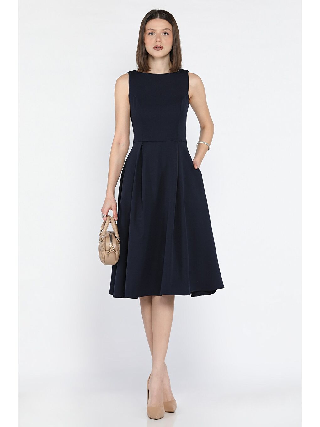 Lacivert Kadın Çift Cepli Midi Boy Kiloş Elbise