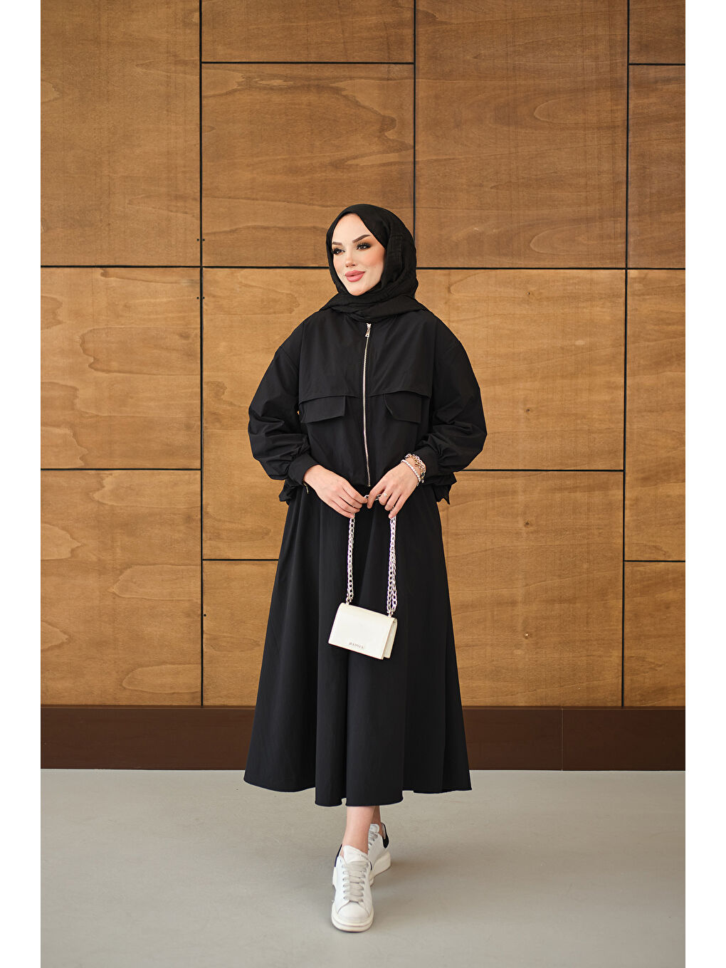 Kadın Çift Cep Görünümlü Fermuarlı Etekli Takım Siyah-4