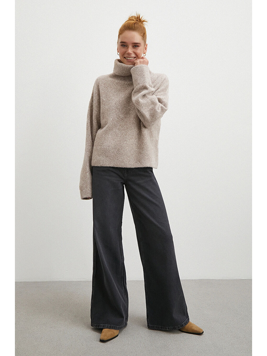 Yüksek Bel Geniş Paça Jean Siyah-1