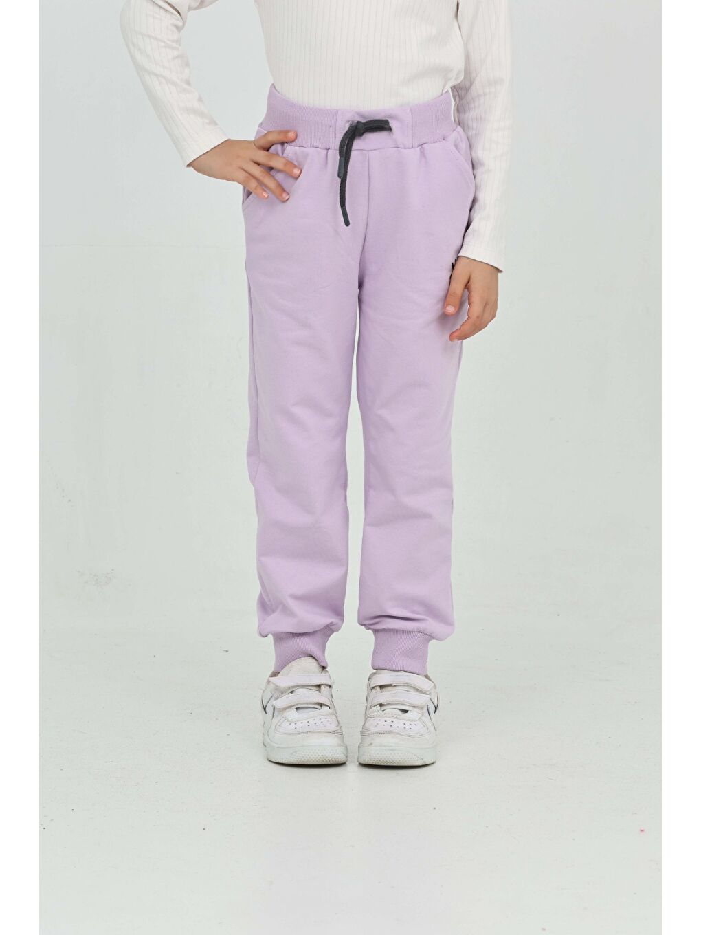 Lila Kız Çocuk Taç Nakışlı Eşofman Alt-3