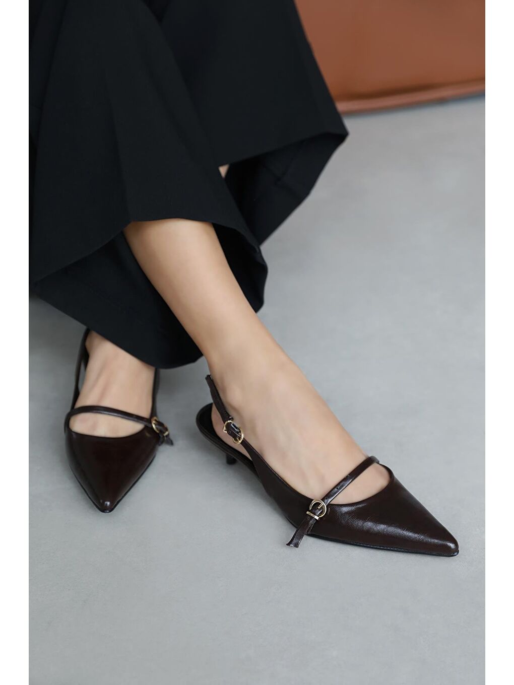 Kahverengi Valeria Kadın Topuklu Kırışık Deri Ayakkabı Kahve