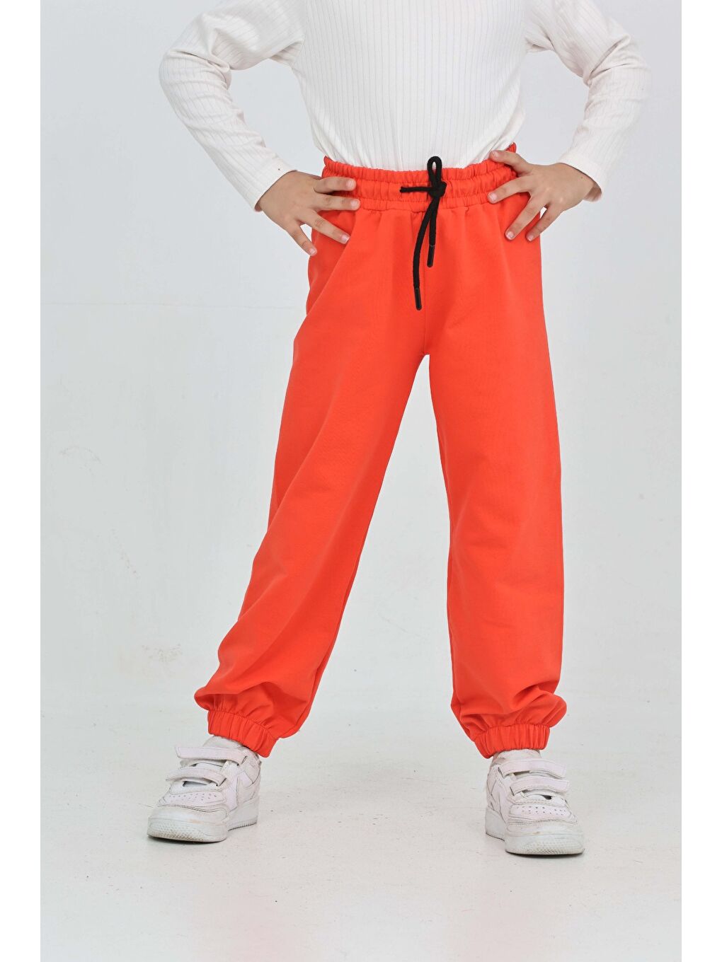 Kırmızı Kız Çocuk Paça Ayı Baskılı Eşofman Alt-1